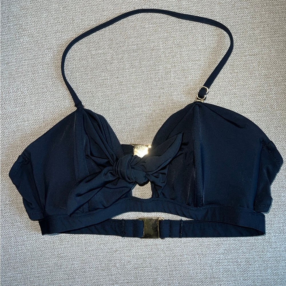 Trina Turk bikini top - Size 4 (this fits closer to a 2-4 than a 4-6)